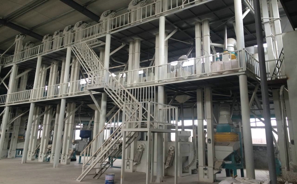 <a href=http://http://m.qimokatong.com/product/ target=_blank class=infotextkey>玉米加工成套設備</a>