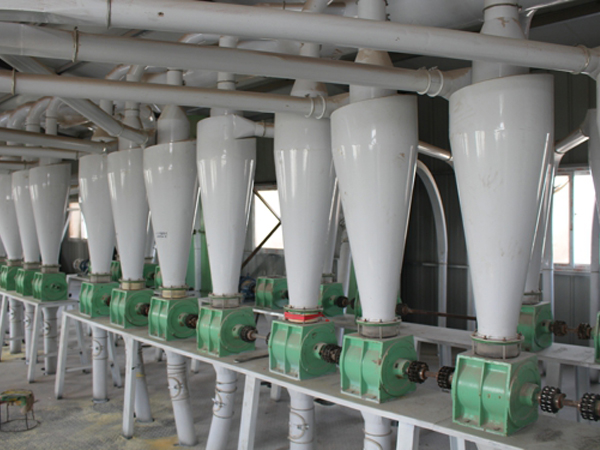 全自動(dòng)<a href=http://m.qimokatong.com/product/ target=_blank class=infotextkey>玉米深加工設(shè)備</a>